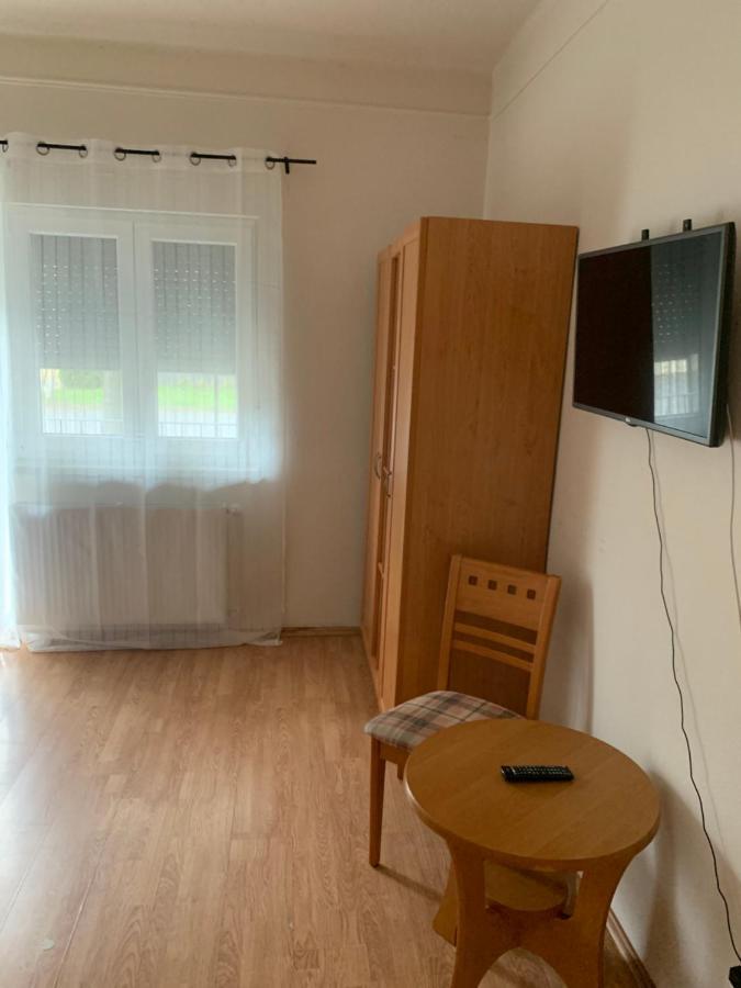 Gabor Aron Apartment Hajdúszoboszló Εξωτερικό φωτογραφία