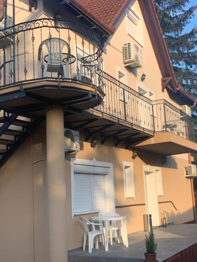 Gabor Aron Apartment Hajdúszoboszló Εξωτερικό φωτογραφία